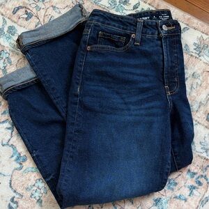 Women’s Straight Jeans